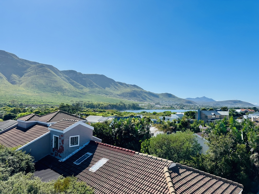 5 Bedroom Property for Sale in Vermont Western Cape